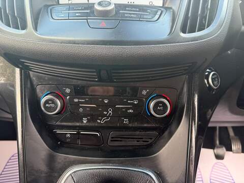 Ford Kuga 1.5 TDCi Titanium SUV 5dr Diesel Manual Euro 6 (s/s) (120 ps) - U724
