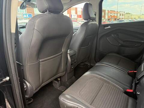 Ford Kuga 1.5 TDCi Titanium SUV 5dr Diesel Manual Euro 6 (s/s) (120 ps) - U724