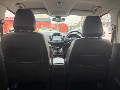 Ford Kuga 1.5 TDCi Titanium SUV 5dr Diesel Manual Euro 6 (s/s) (120 ps) - U724
