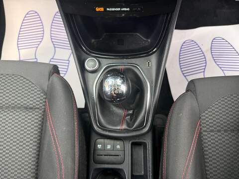 Ford Puma 1.0T EcoBoost MHEV ST-Line SUV 5dr Petrol Manual Euro 6 (s/s) (155 ps) - U725