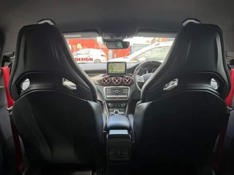 Mercedes-Benz CLA 2.0 CLA45 AMG Night Edition Shooting Brake 5dr Petrol SpdS DCT 4MATIC Euro 6 (s/s) (381 ps) - U730
