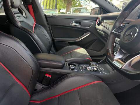 Mercedes-Benz CLA 2.0 CLA45 AMG Night Edition Shooting Brake 5dr Petrol SpdS DCT 4MATIC Euro 6 (s/s) (381 ps) - U730