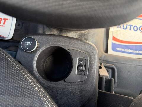 Ford Transit Connect 1.5 TDCi 200 Limited Panel Van 5dr Diesel Manual L1 H1 (119 g/km, 118 bhp) - U731