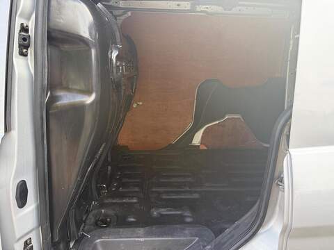Ford Transit Connect 1.5 TDCi 200 Limited Panel Van 5dr Diesel Manual L1 H1 (119 g/km, 118 bhp) - U731