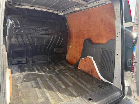 Ford Transit Connect 1.5 TDCi 200 Limited Panel Van 5dr Diesel Manual L1 H1 (119 g/km, 118 bhp) - U731