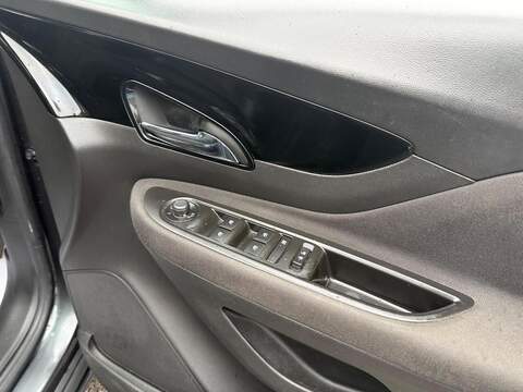 Vauxhall Mokka X 1.6 CDTi ecoTEC D Design Nav SUV 5dr Diesel Manual Euro 6 (s/s) 17in Alloy (110 ps) - U732