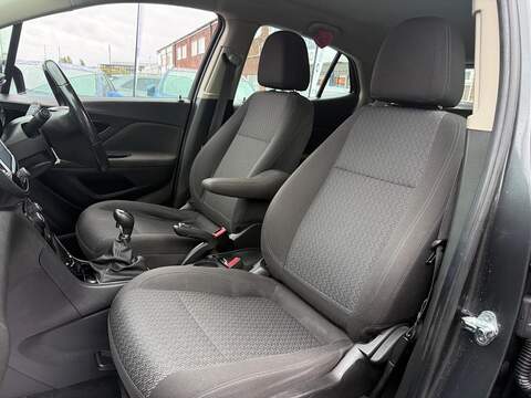 Vauxhall Mokka X 1.6 CDTi ecoTEC D Design Nav SUV 5dr Diesel Manual Euro 6 (s/s) 17in Alloy (110 ps) - U732
