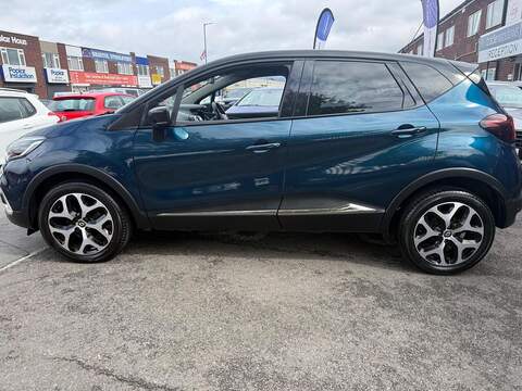 Renault Captur 0.9 TCe ENERGY GT Line SUV 5dr Petrol Manual Euro 6 (s/s) (90 ps) - U733