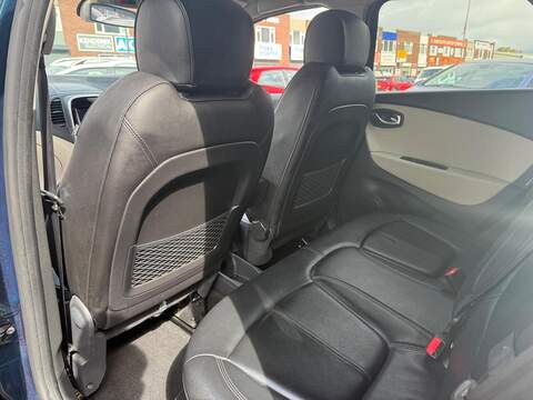 Renault Captur 0.9 TCe ENERGY GT Line SUV 5dr Petrol Manual Euro 6 (s/s) (90 ps) - U733