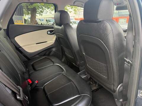 Renault Captur 0.9 TCe ENERGY GT Line SUV 5dr Petrol Manual Euro 6 (s/s) (90 ps) - U733