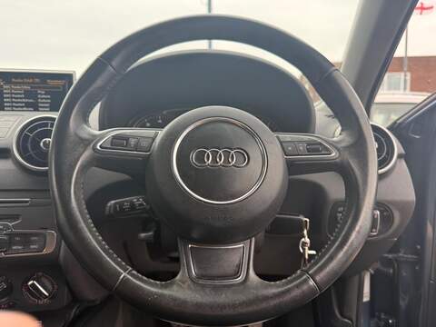 Audi A1 1.4 TFSI Sport Sportback 5dr Petrol Manual Euro 6 (s/s) (Nav) (125 ps) - U735