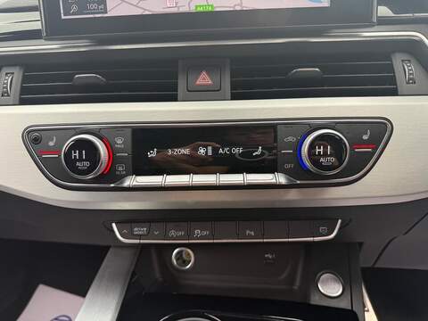 Audi A4 2.0 TDI 35 S line Saloon 4dr Diesel S Tronic Euro 6 (s/s) (163 ps) - U736
