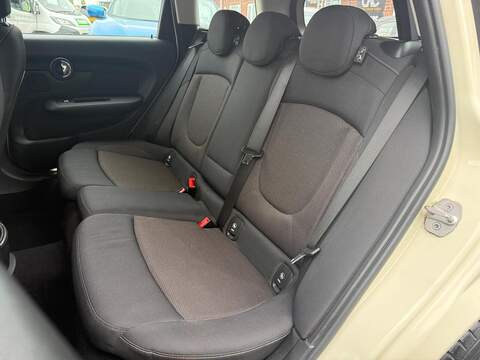 MINI Clubman 1.5 Cooper Estate 6dr Petrol Manual Euro 6 (s/s) (136 ps) - U737