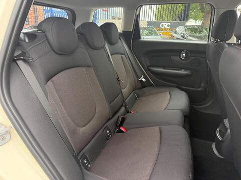 MINI Clubman 1.5 Cooper Estate 6dr Petrol Manual Euro 6 (s/s) (136 ps) - U737