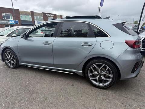 Kia Ceed 1.4 T-GDi GT-Line Lunar Edition Hatchback 5dr Petrol DCT Euro 6 (s/s) (138 bhp) - U739