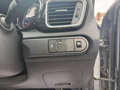 Kia Ceed 1.4 T-GDi GT-Line Lunar Edition Hatchback 5dr Petrol DCT Euro 6 (s/s) (138 bhp) - U739