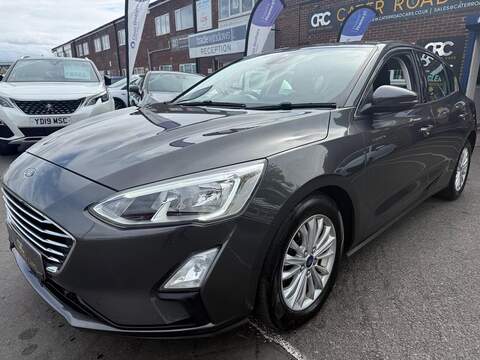 Ford Focus 1.0T EcoBoost Titanium Hatchback 5dr Petrol Manual Euro 6 (s/s) (125 ps) - U741