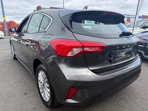 Ford Focus 1.0T EcoBoost Titanium Hatchback 5dr Petrol Manual Euro 6 (s/s) (125 ps) - U741