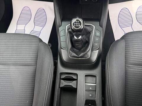 Ford Focus 1.0T EcoBoost Titanium Hatchback 5dr Petrol Manual Euro 6 (s/s) (125 ps) - U741