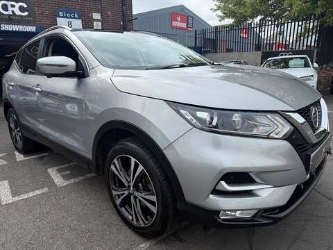Nissan Qashqai 1.2 DIG-T N-Connecta SUV 5dr Petrol Manual Euro 6 (s/s) (115 ps) - U742