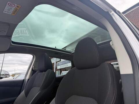 Nissan Qashqai 1.2 DIG-T N-Connecta SUV 5dr Petrol Manual Euro 6 (s/s) (115 ps) - U742