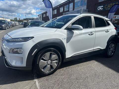 Hyundai KONA 64kWh Premium SE SUV 5dr Electric Auto (7kW Charger) (204 ps) - U752