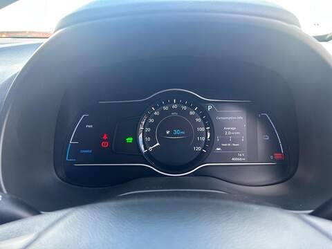 Hyundai KONA 64kWh Premium SE SUV 5dr Electric Auto (7kW Charger) (204 ps) - U752