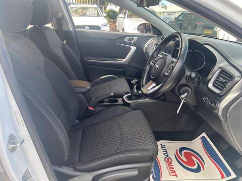 Kia Ceed 1.0 T-GDi ECO 2 Hatchback 5dr Petrol Manual Euro 6 (s/s) (118 bhp) - U755