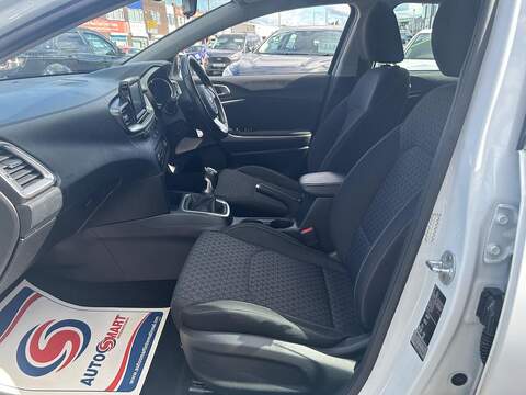 Kia Ceed 1.0 T-GDi ECO 2 Hatchback 5dr Petrol Manual Euro 6 (s/s) (118 bhp) - U755