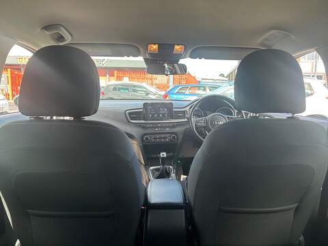 Kia Ceed 1.0 T-GDi ECO 2 Hatchback 5dr Petrol Manual Euro 6 (s/s) (118 bhp) - U755