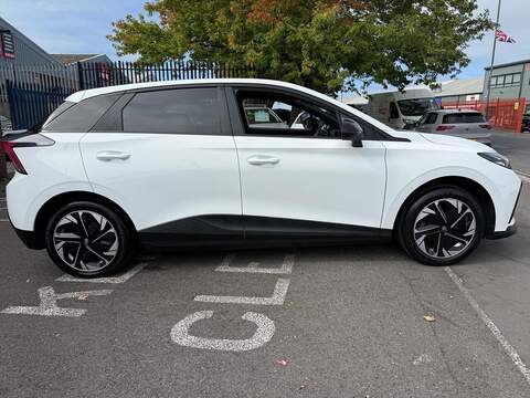 MG MG4 51kWh SE Hatchback 5dr Electric Auto (170 ps) - U756