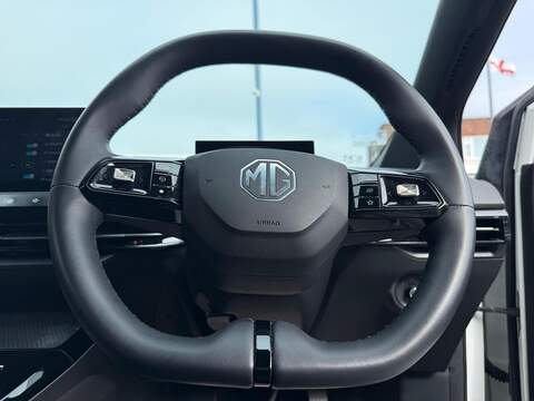MG MG4 51kWh SE Hatchback 5dr Electric Auto (170 ps) - U756
