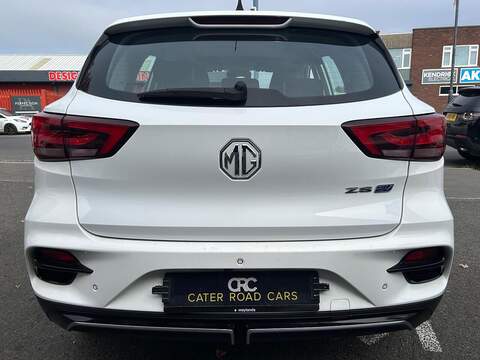 MG MG ZS 72.6kWh Trophy Long Range SUV 5dr Electric Auto (156 ps) - U757