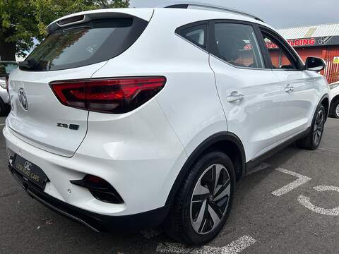 MG MG ZS 72.6kWh Trophy Long Range SUV 5dr Electric Auto (156 ps) - U757