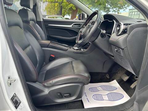MG MG ZS 72.6kWh Trophy Long Range SUV 5dr Electric Auto (156 ps) - U757