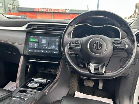 MG MG ZS 72.6kWh Trophy Long Range SUV 5dr Electric Auto (156 ps) - U757