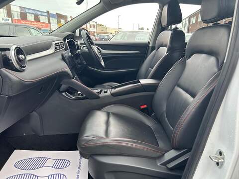 MG MG ZS 72.6kWh Trophy Long Range SUV 5dr Electric Auto (156 ps) - U757