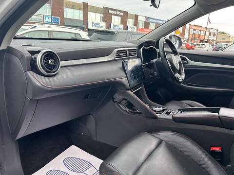 MG MG ZS 72.6kWh Trophy Long Range SUV 5dr Electric Auto (156 ps) - U757