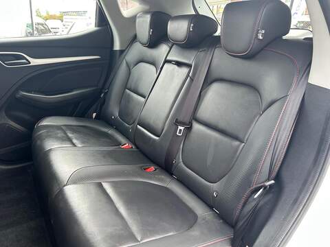 MG MG ZS 72.6kWh Trophy Long Range SUV 5dr Electric Auto (156 ps) - U757