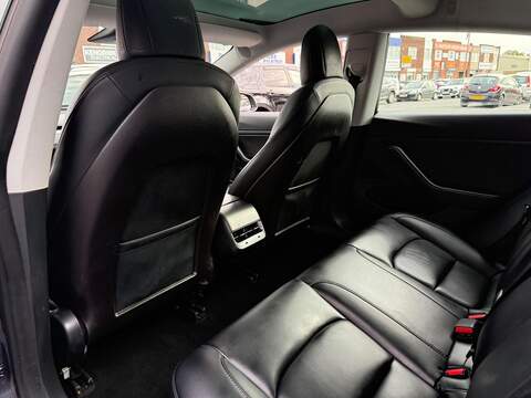 Tesla Model 3 (Dual Motor) Long Range Saloon 4dr Electric Auto 4WDE (346 ps) - U759