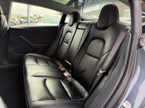 Tesla Model 3 (Dual Motor) Long Range Saloon 4dr Electric Auto 4WDE (346 ps) - U759