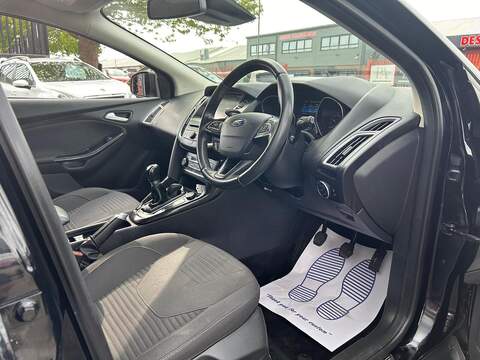 Ford Focus 1.0T EcoBoost Titanium Hatchback 5dr Petrol Manual Euro 6 (s/s) (100 ps) - U76
