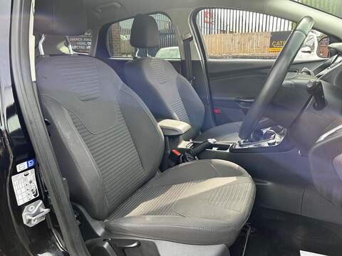 Ford Focus 1.0T EcoBoost Titanium Hatchback 5dr Petrol Manual Euro 6 (s/s) (100 ps) - U76