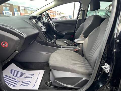 Ford Focus 1.0T EcoBoost Titanium Hatchback 5dr Petrol Manual Euro 6 (s/s) (100 ps) - U76