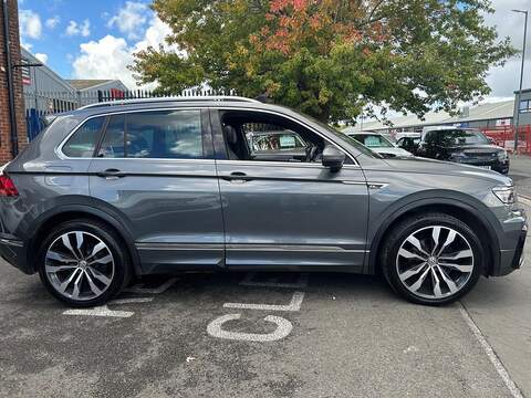 Volkswagen Tiguan 2.0 TDI R-Line SUV 5dr Diesel DSG 4Motion Euro 6 (s/s) (150 ps) - U767