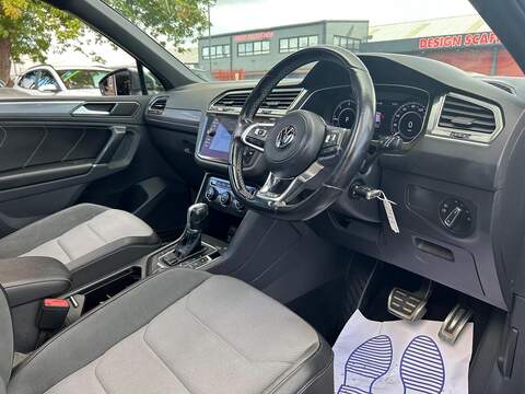 Volkswagen Tiguan 2.0 TDI R-Line SUV 5dr Diesel DSG 4Motion Euro 6 (s/s) (150 ps) - U767