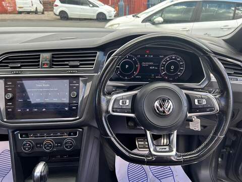 Volkswagen Tiguan 2.0 TDI R-Line SUV 5dr Diesel DSG 4Motion Euro 6 (s/s) (150 ps) - U767