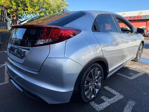 Honda Civic 1.8 i-VTEC SR Hatchback 5dr Petrol Auto Euro 5 (142 ps) - U768