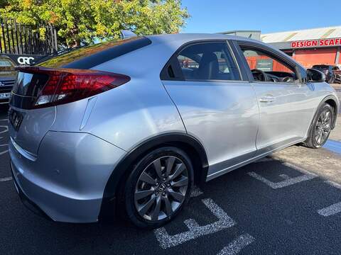 Honda Civic 1.8 i-VTEC SR Hatchback 5dr Petrol Auto Euro 5 (142 ps) - U768