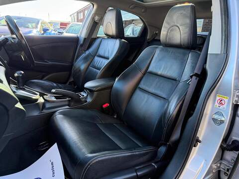Honda Civic 1.8 i-VTEC SR Hatchback 5dr Petrol Auto Euro 5 (142 ps) - U768